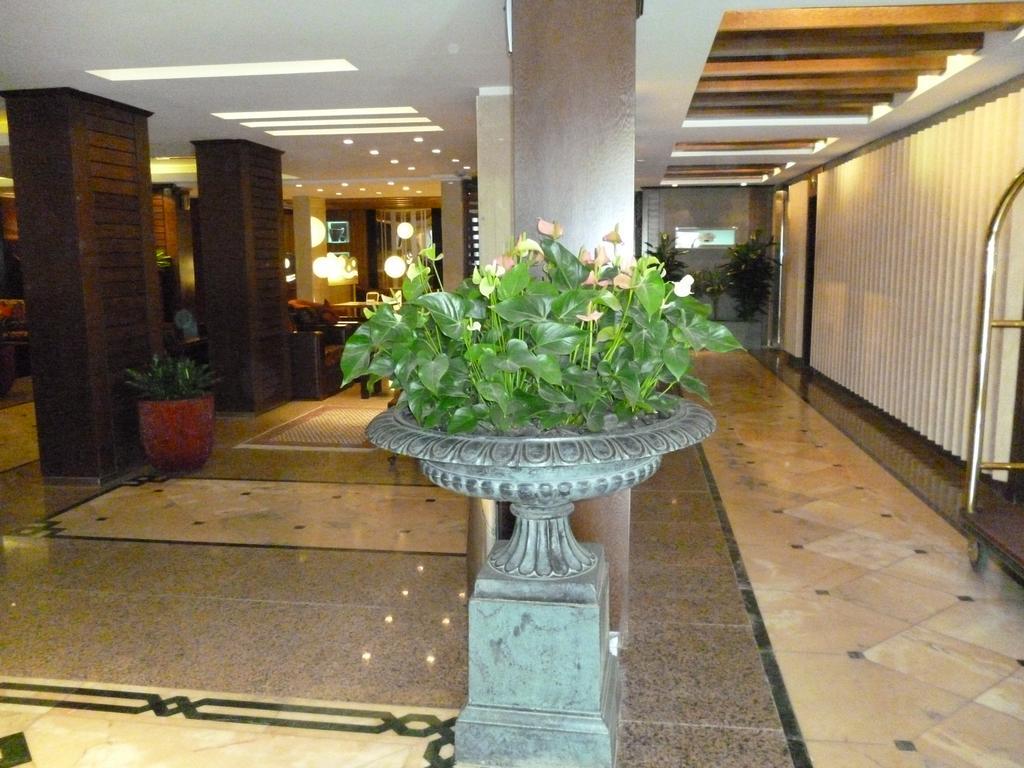 Al Bustan Hotel Doha Kültér fotó