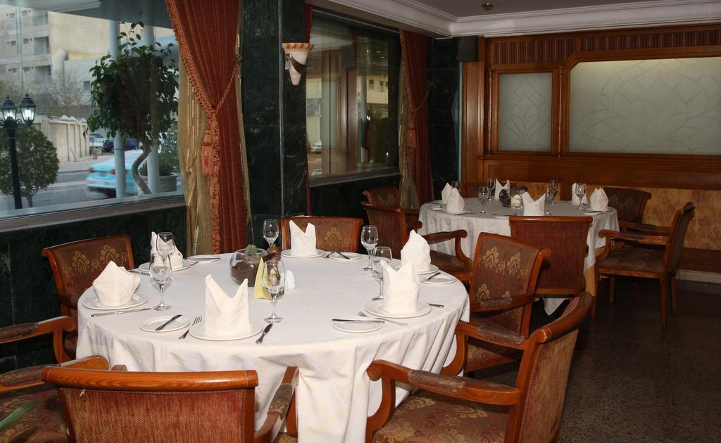Al Bustan Hotel Doha Kültér fotó
